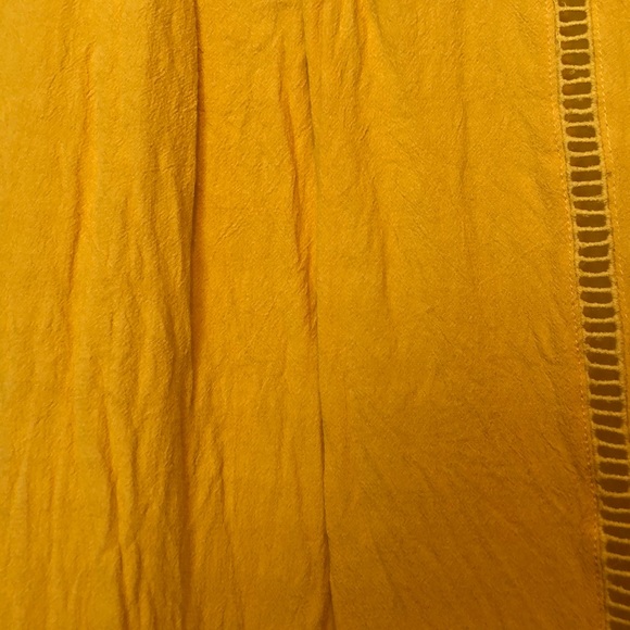 Women’s Shirt 👚 - Picture 2 of 3